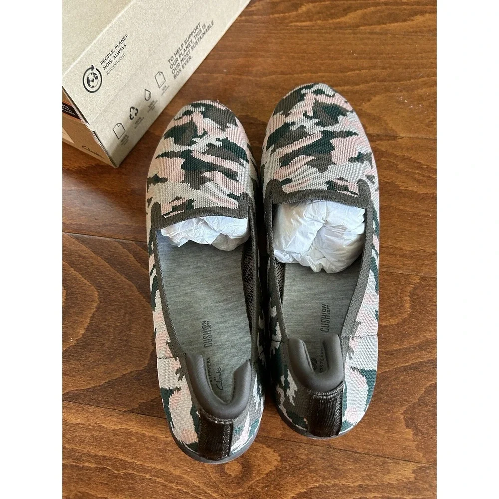 CLARKS Cloudsteppers 5.5 M Fabric Carly‎ Dream Flats, Pink Combi Camo NEW